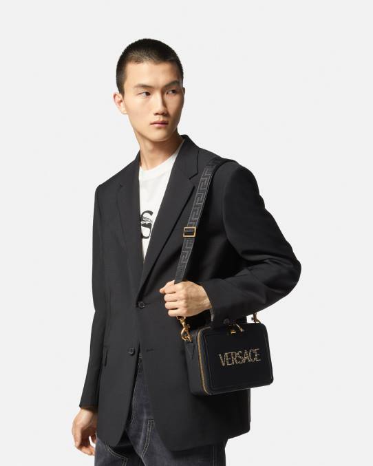 Versace bolsas hombres bolso messenger con logo y tachuelas 6BPV1502 negro