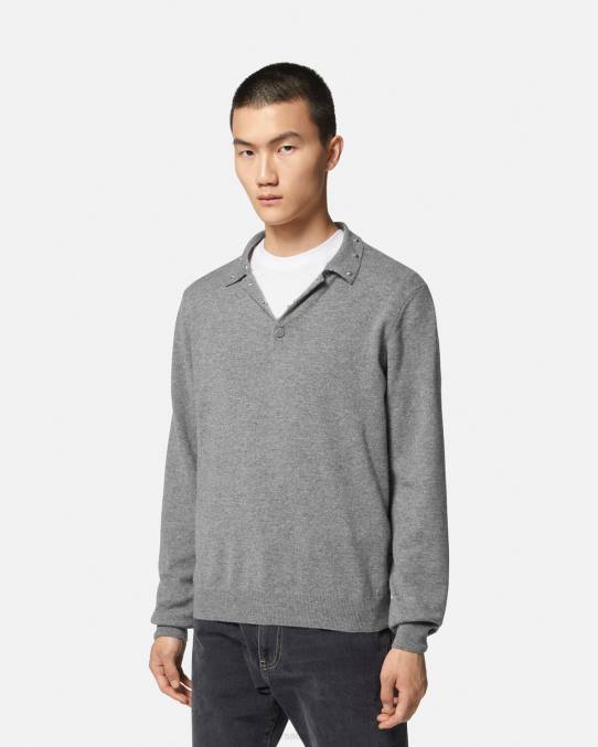 Versace ropa hombres suéter tipo polo con tachuelas en espiral 6BPV1348 gris